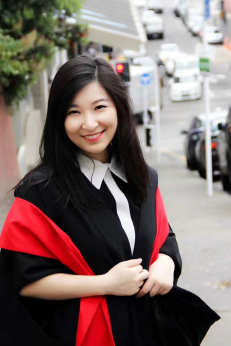 d71aeca02c654ae49a83a670ca43b7d5.png 张颖异.png